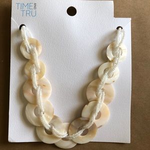 NWT Necklace